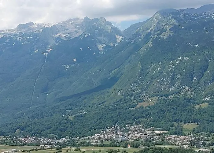 Διαμέρισμα Apartma Manfreda *